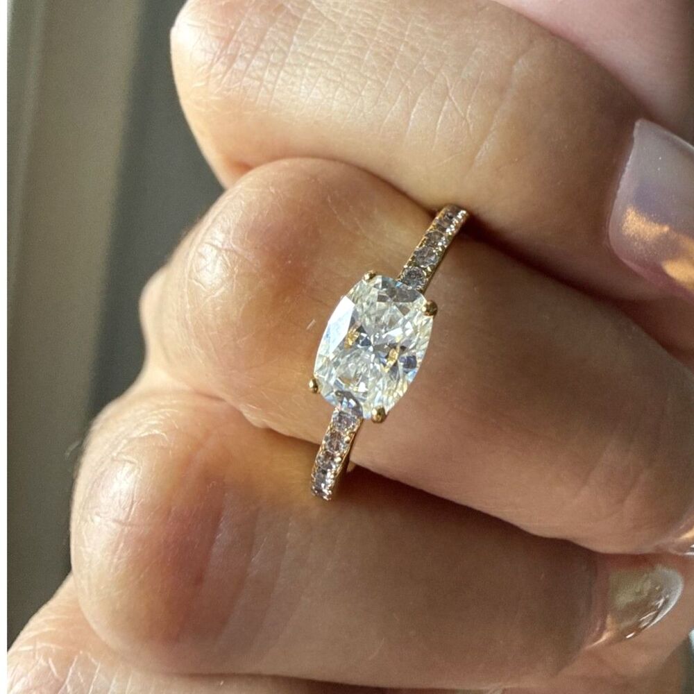 1CARAT Cushion Moissanite Ring Rhodium Plated Size 6